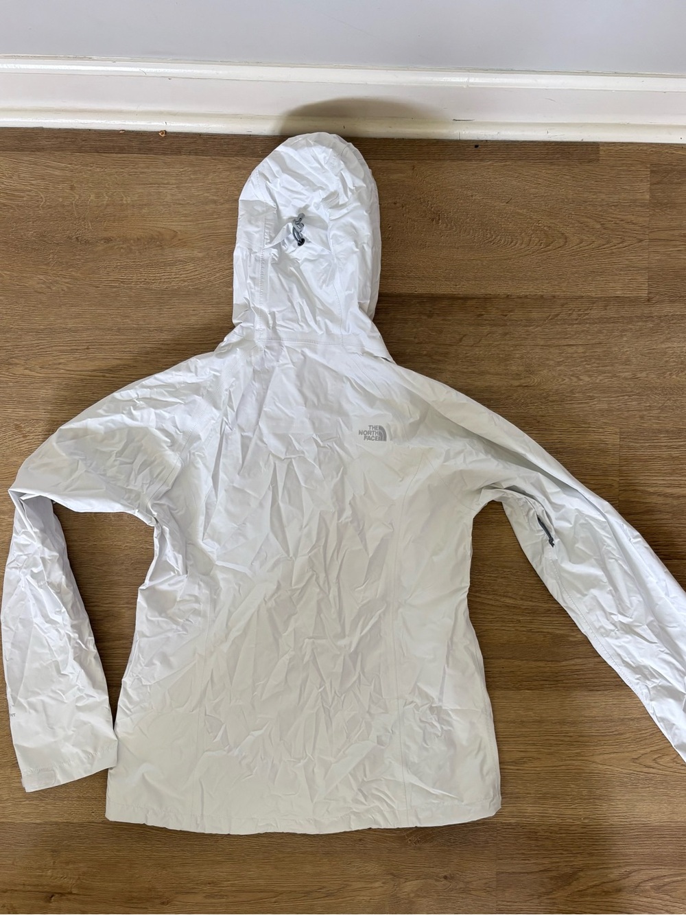 The North Face White Hooded Rain Jacket - Picture 2 of 8